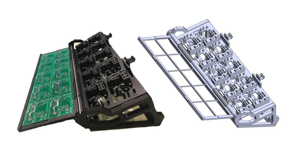 Na imagem, é possível observar um gabarito para montagem de placas eletrônicas impresso em 3D em suas duas versões: à direita, no projeto e, à esquerda, já impresso.