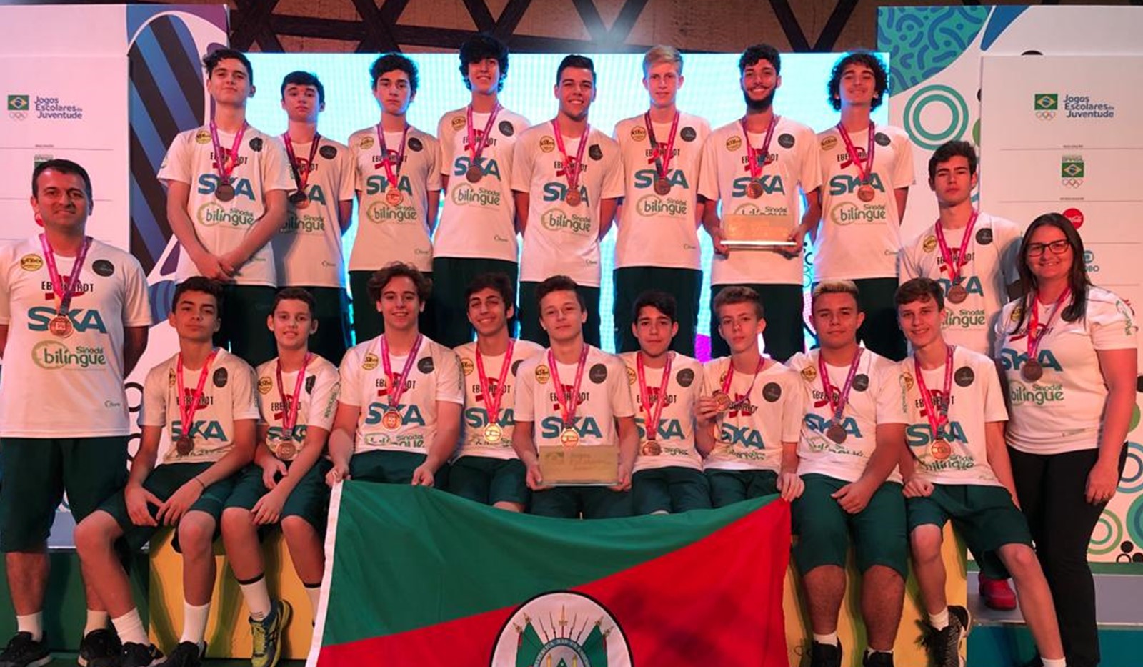 Sinodal festeja o 3º lugar nos Jogos Escolares da Juventude