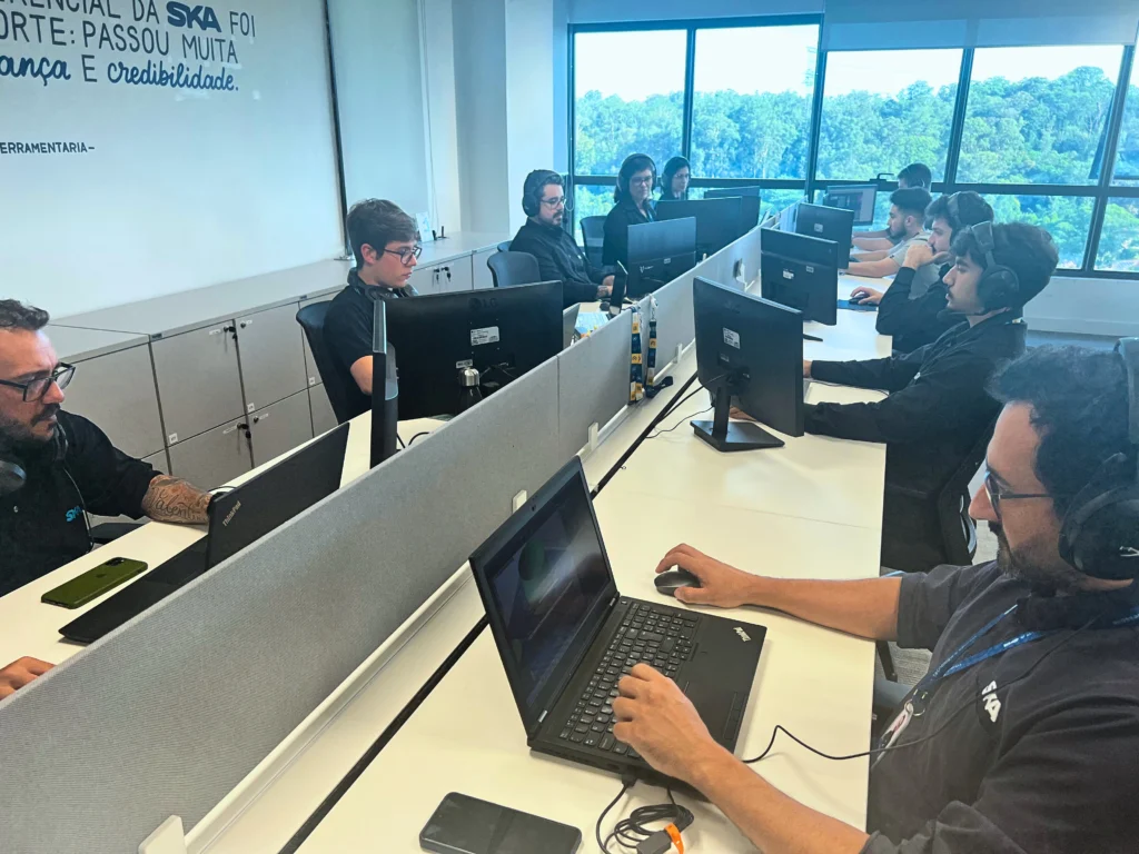 Foto de parte do time do suporte SKA