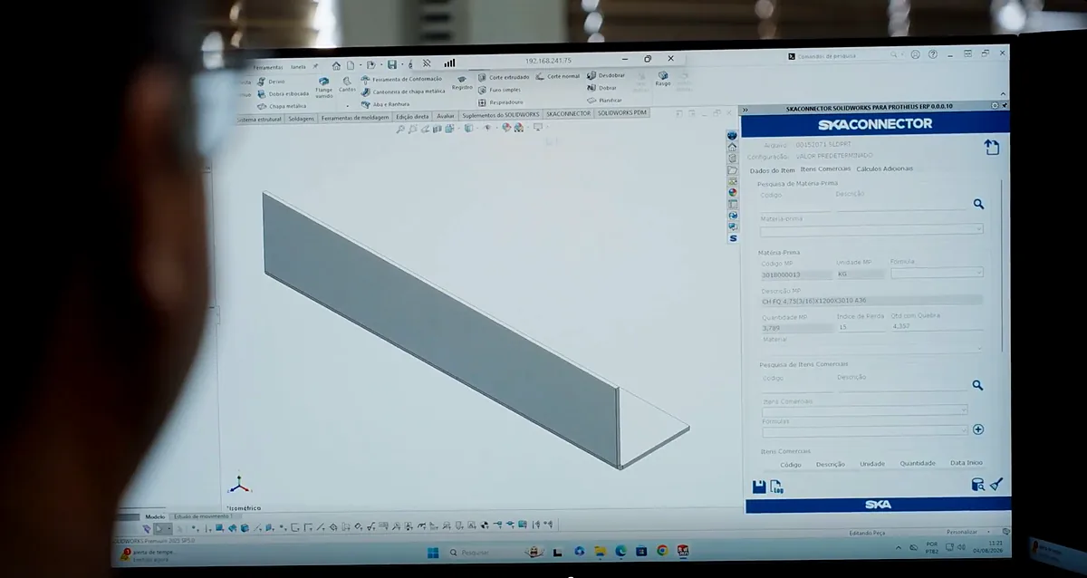 Cálculo de matéria-prima de implemento rodoviário no SKA Connector