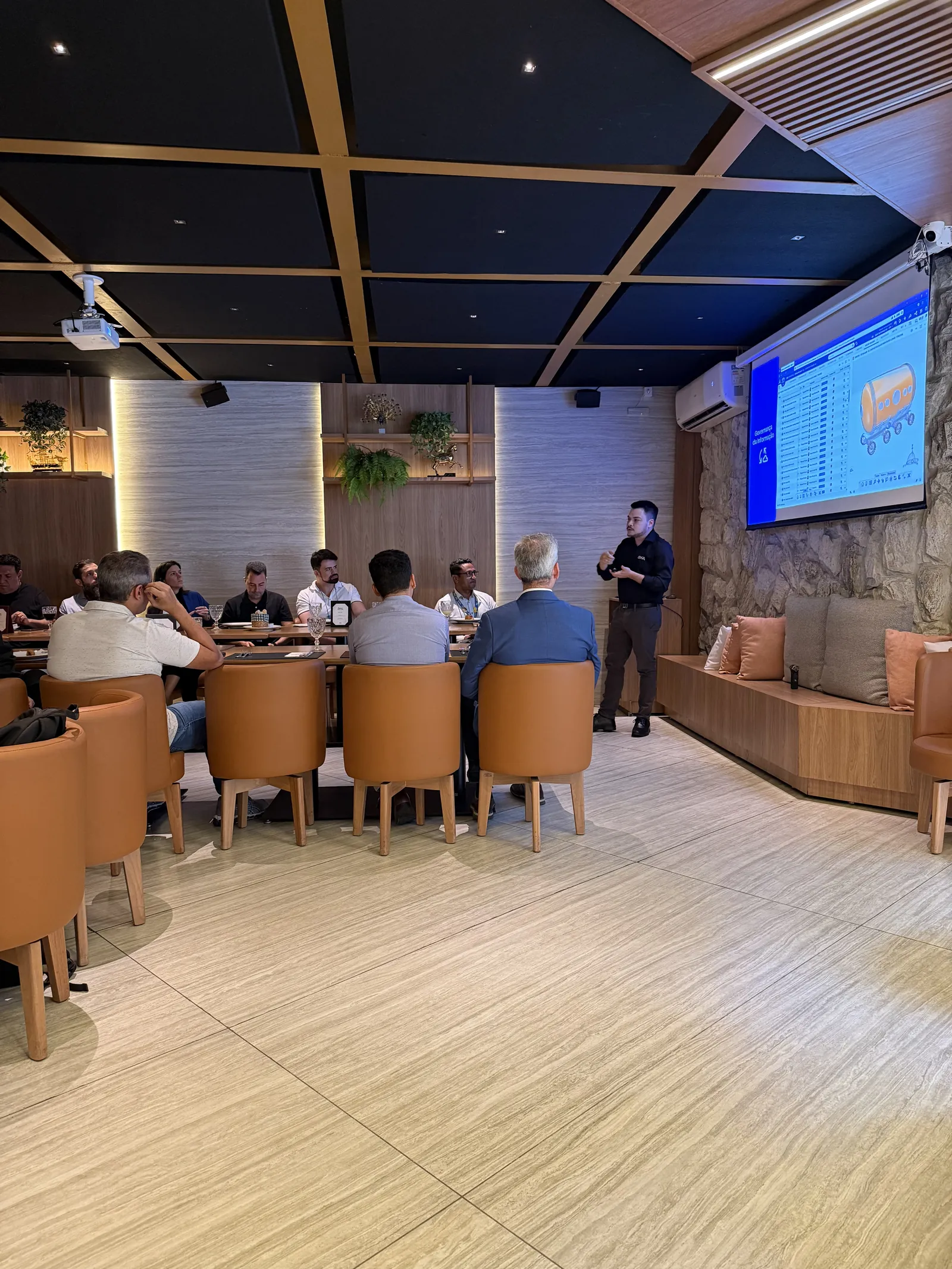 Demonstração de tecnologia SolidWorks no SKA Talk Belo Horizonte