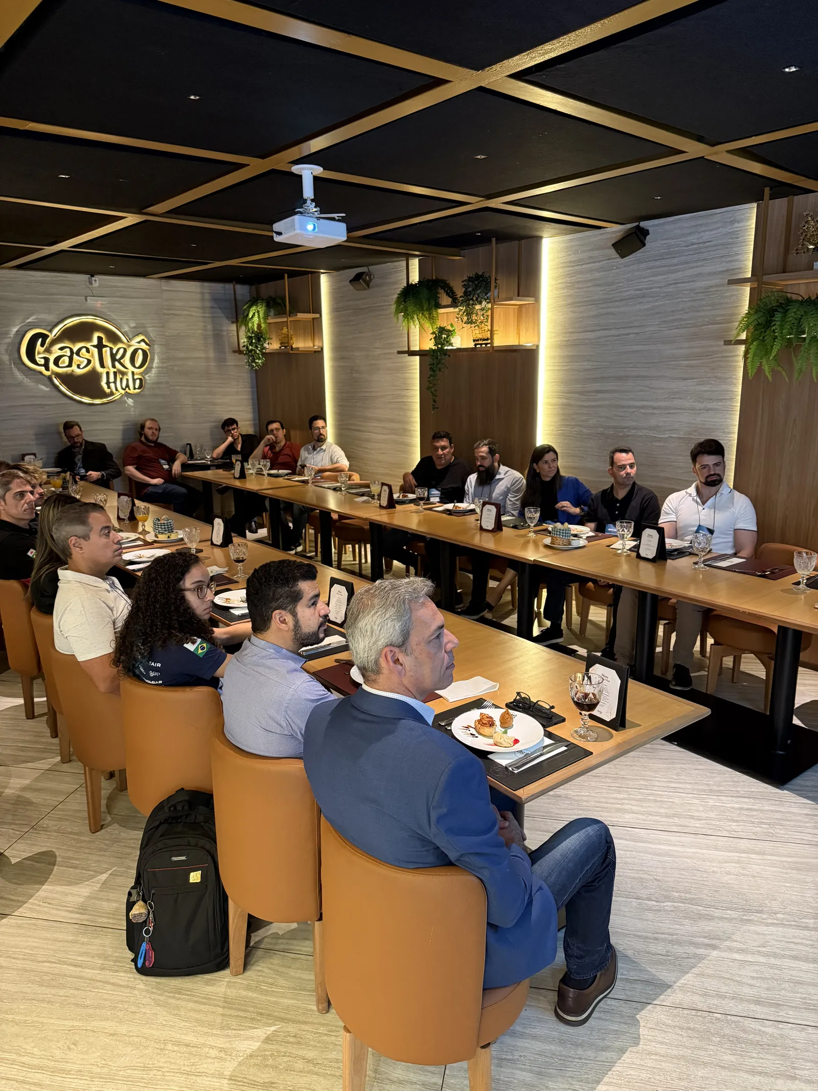 Vista geral do público no Gastrô Hub, SKA Talk Belo Horizonte